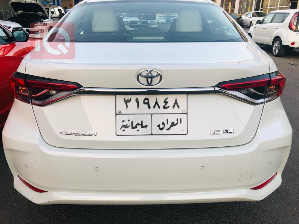 تۆیۆتا کۆرۆلا